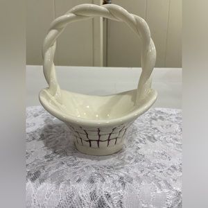 Vintage Oval Shape Ceramic Basket